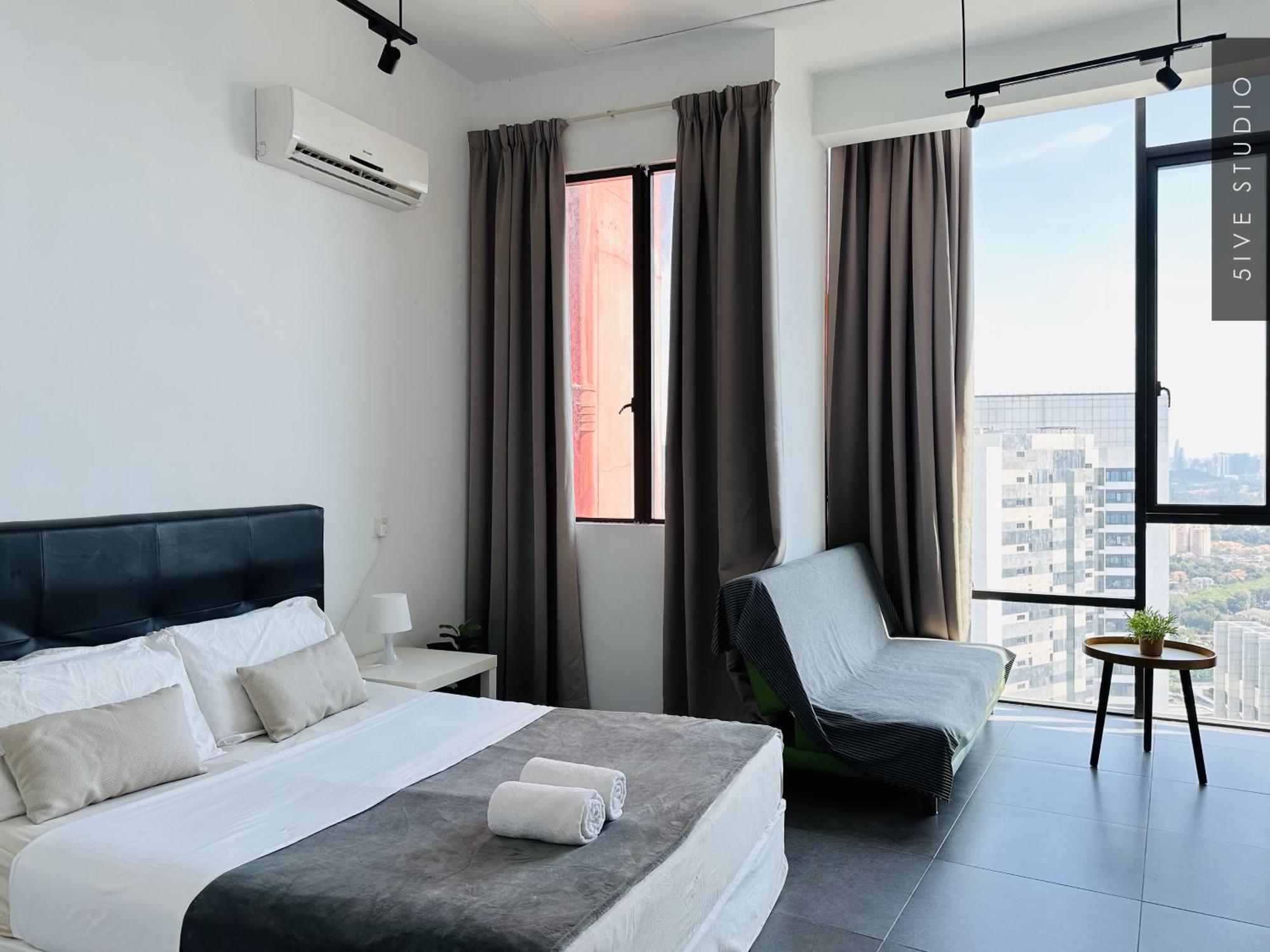 Five Studio - Empire Damansara Petaling Jaya Exteriér fotografie