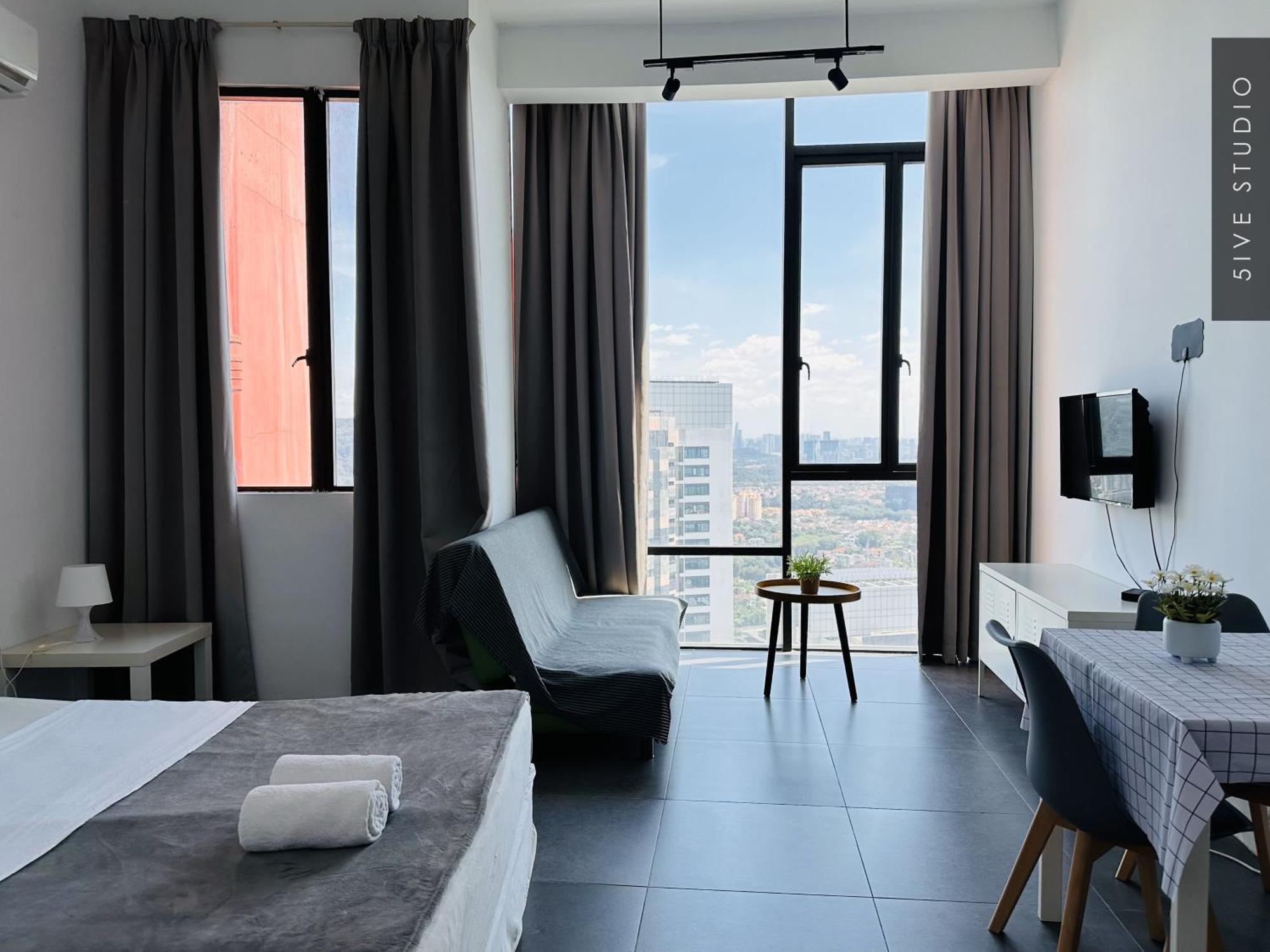 Five Studio - Empire Damansara Petaling Jaya Exteriér fotografie